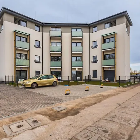 Cozy With Parking & Terrace By Renters Apartment Swinoujscie