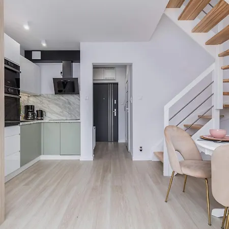 Cozy With Parking & Terrace By Renters